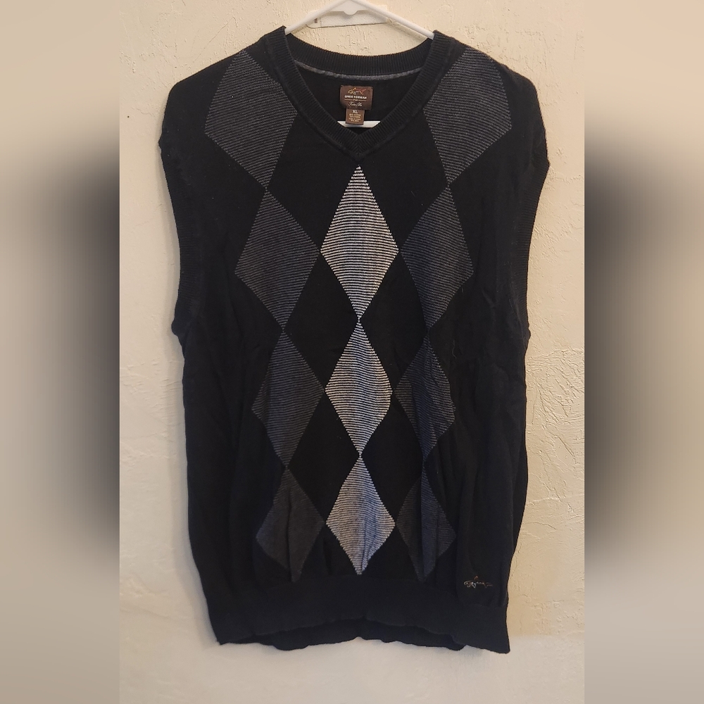 Greg Norman Collection Black and Gray V-Neck Argyle Sweater